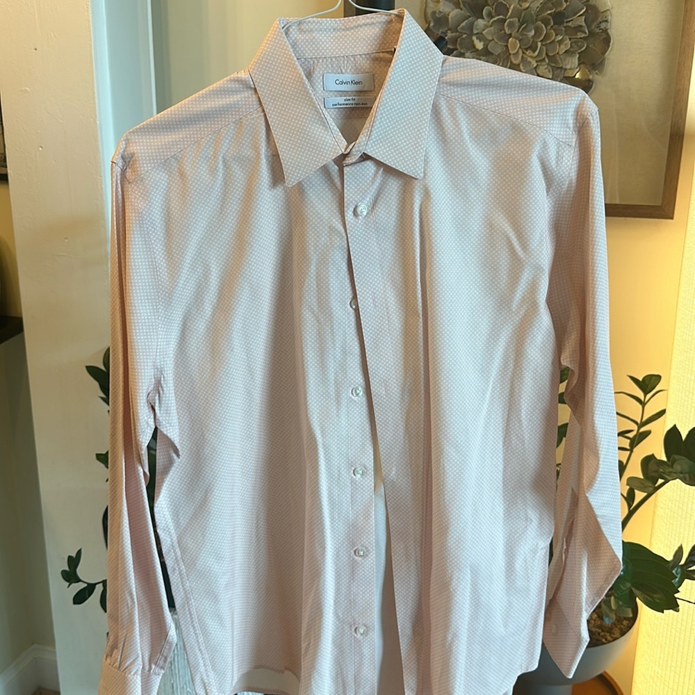 Calvin Klein slim fit men’s dress shirt